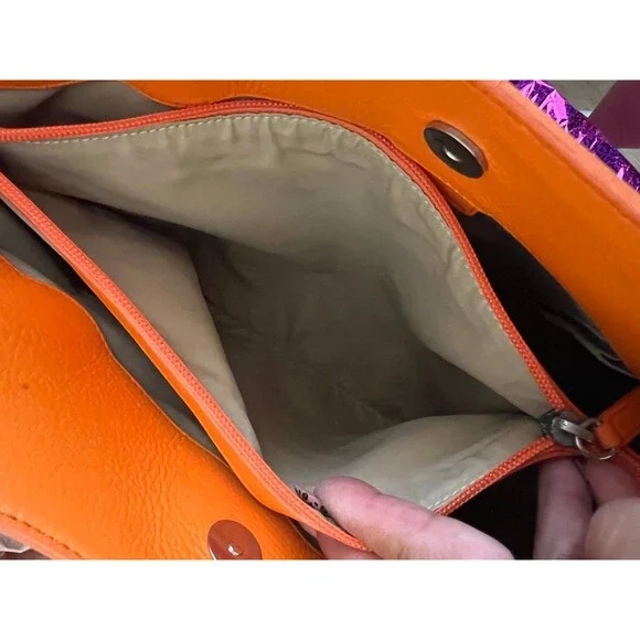 Beautiful vintage Dior Street Trotter Chic Collection large shoulder bag EUC 🧡 - Picture 9 of 13